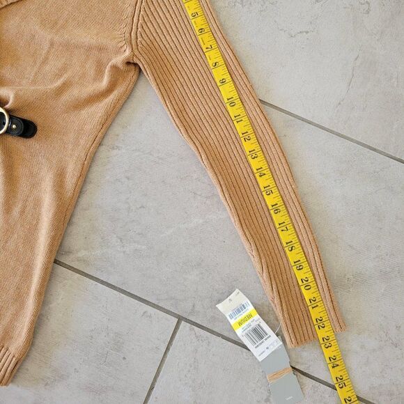 Charter‎ Club  Cardigan Sweater  witch buckle on the side size M - Picture 7 of 7